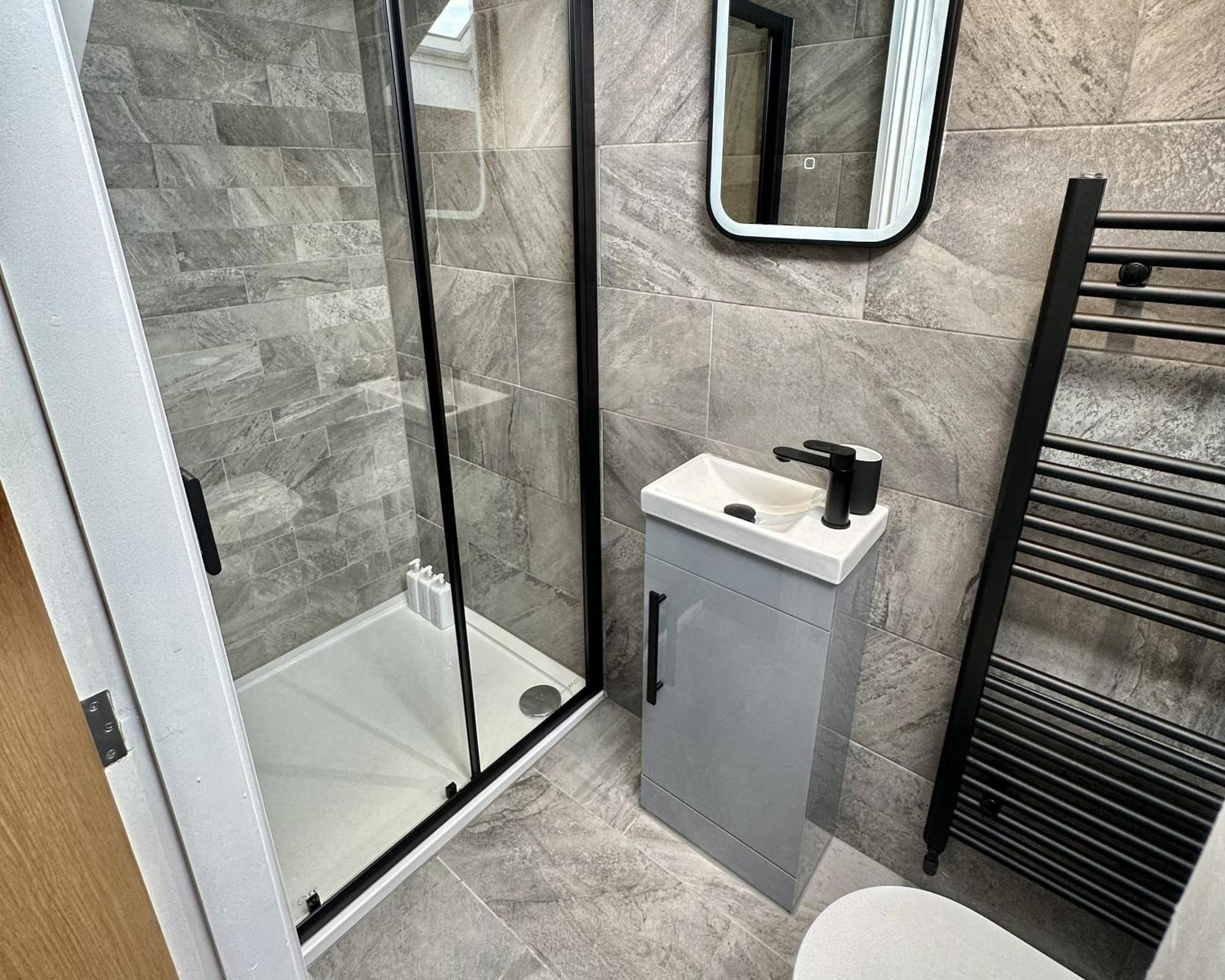 The Crown View - Luxury Apartment - Free Parking Nearby Harrogate Dış mekan fotoğraf